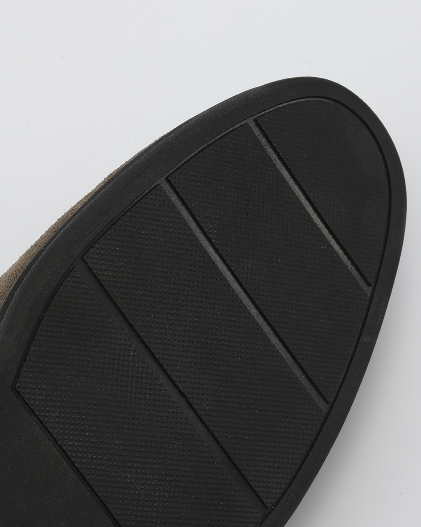 Mocassins en daim à semelle noire